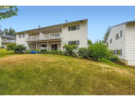 14862 NE Rose Parkway Portland OR 97230