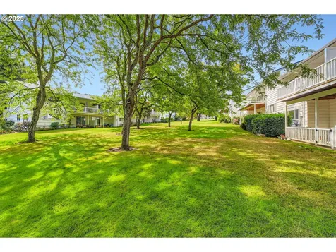 14862 NE Rose Parkway Portland OR 97230