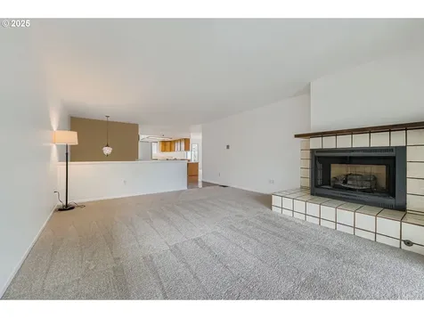 14862 NE Rose Parkway Portland OR 97230
