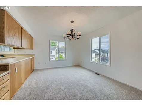 14862 NE Rose Parkway Portland OR 97230