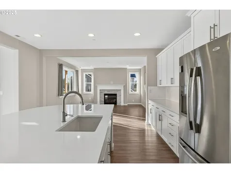 9863 SW Ridge Drive Beaverton OR 97007