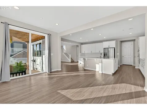 9863 SW Ridge Drive Beaverton OR 97007