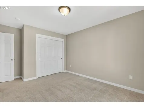 9863 SW Ridge Drive Beaverton OR 97007