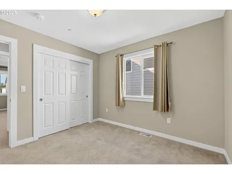 9863 SW Ridge Drive Beaverton OR 97007