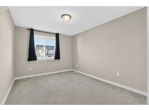 9863 SW Ridge Drive Beaverton OR 97007