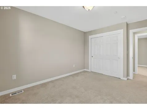9863 SW Ridge Drive Beaverton OR 97007