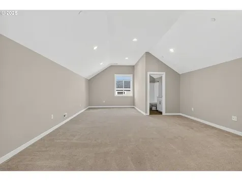 9863 SW Ridge Drive Beaverton OR 97007
