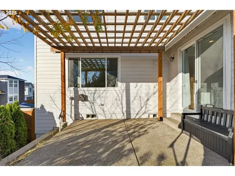 9863 SW Ridge Drive Beaverton OR 97007