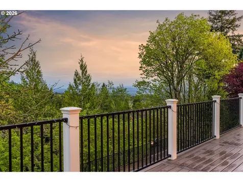2512 NW Pinnacle Drive Portland OR 97229