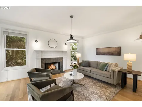 2512 NW Pinnacle Drive Portland OR 97229
