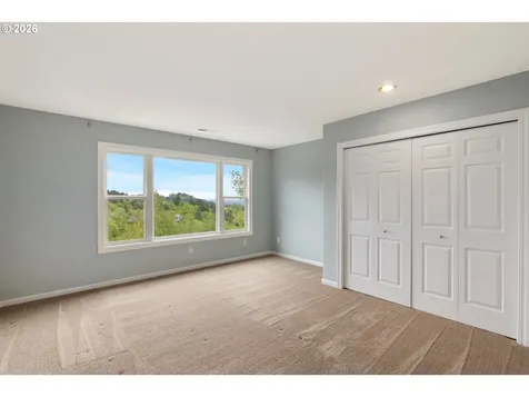 2512 NW Pinnacle Drive Portland OR 97229
