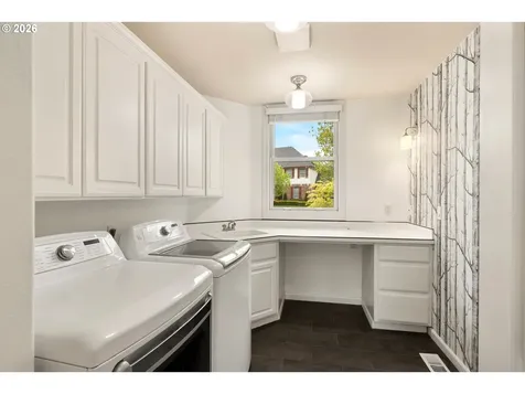 2512 NW Pinnacle Drive Portland OR 97229