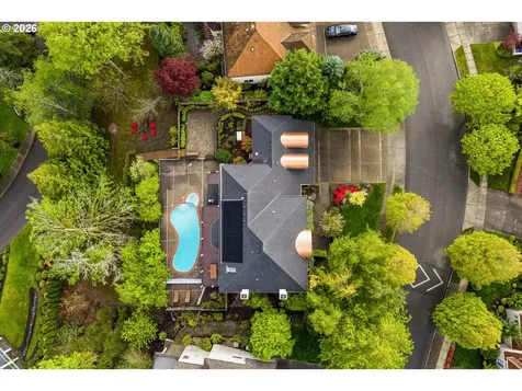 2512 NW Pinnacle Drive Portland OR 97229
