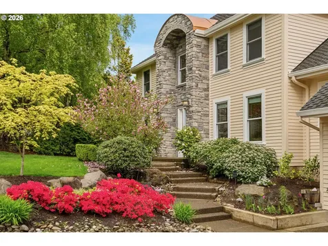 2512 NW Pinnacle Drive Portland OR 97229