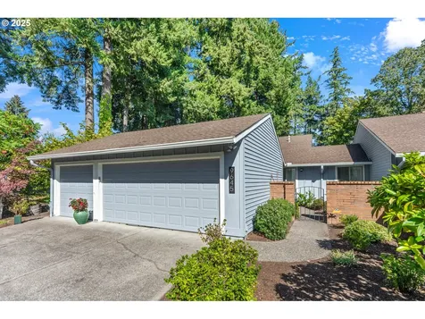 9645 SW Brentwood Place Portland OR 97224