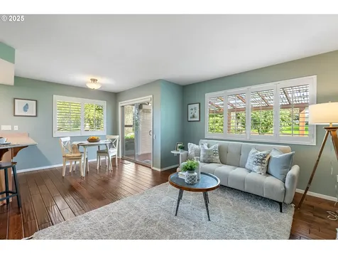 9645 SW Brentwood Place Portland OR 97224