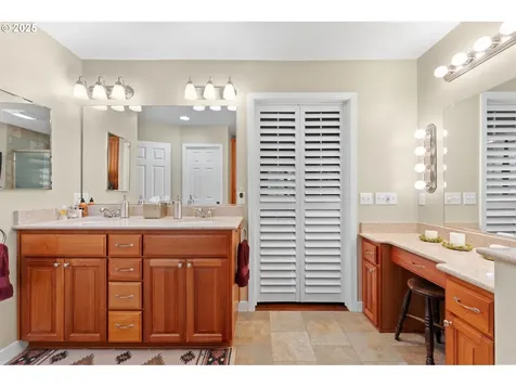 9645 SW Brentwood Place Portland OR 97224