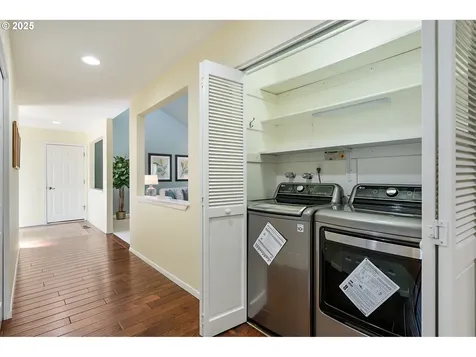 9645 SW Brentwood Place Portland OR 97224