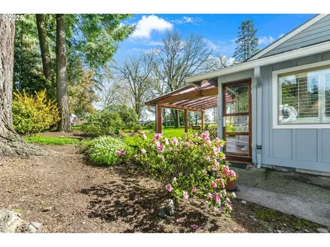9645 SW Brentwood Place Portland OR 97224