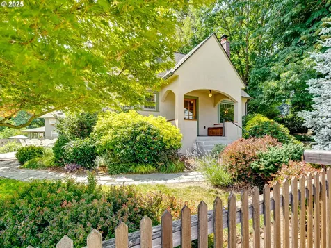 1296 13th Street West Linn OR 97068