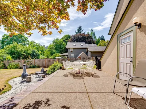 1296 13th Street West Linn OR 97068