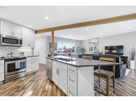 4660 NW 187th Avenue Portland OR 97229