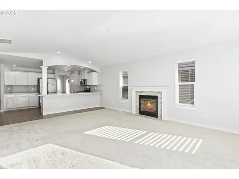 2684 Baines Boulevard Hubbard OR 97032