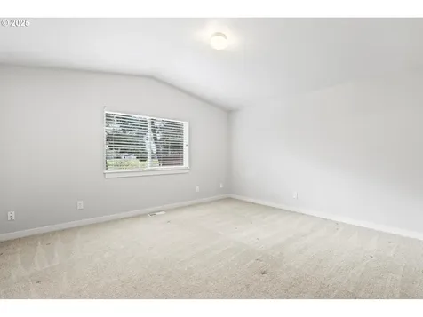 2684 Baines Boulevard Hubbard OR 97032