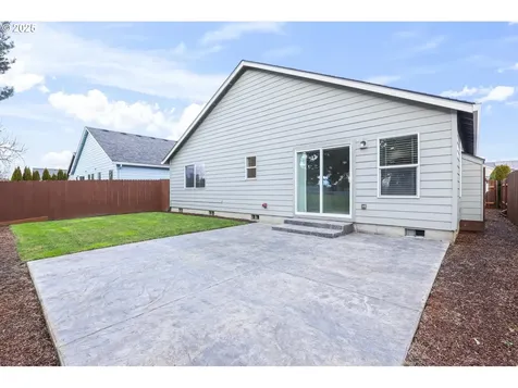 2684 Baines Boulevard Hubbard OR 97032