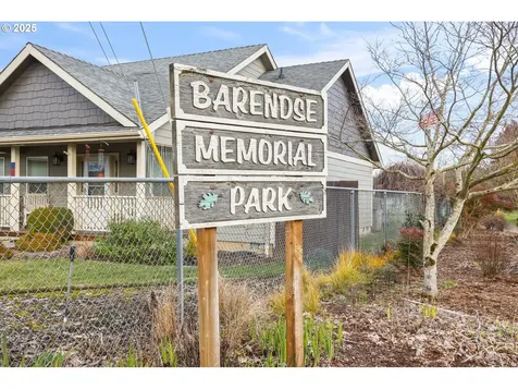 2684 Baines Boulevard Hubbard OR 97032