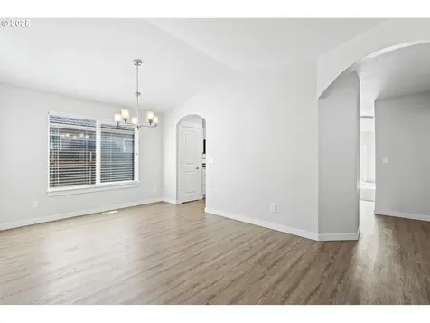 2684 Baines Boulevard Hubbard OR 97032