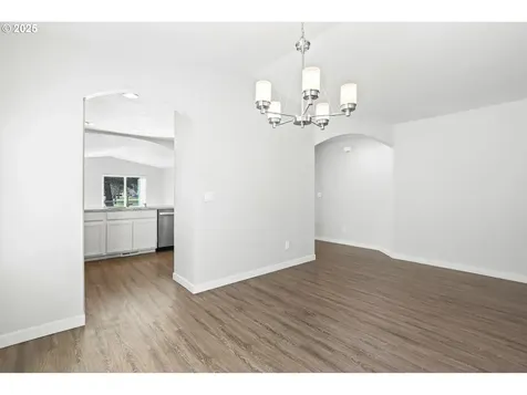 2684 Baines Boulevard Hubbard OR 97032