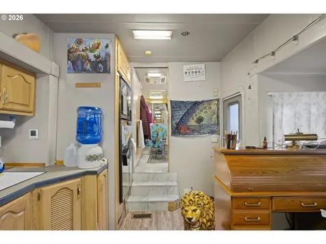 1589 Seagate Avenue Coos Bay OR 97420