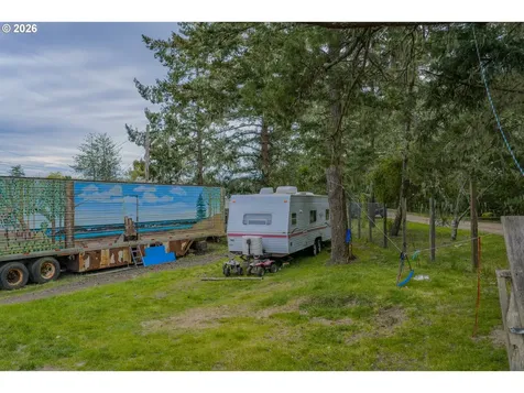 1589 Seagate Avenue Coos Bay OR 97420