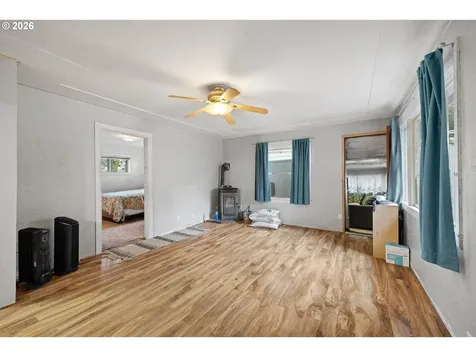 1589 Seagate Avenue Coos Bay OR 97420