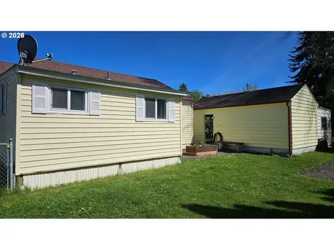 302 SE 2nd Street Enterprise OR 97828