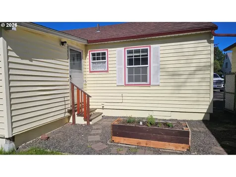 302 SE 2nd Street Enterprise OR 97828