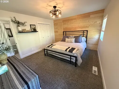 76705 Hazeldell Court Oakridge OR 97463