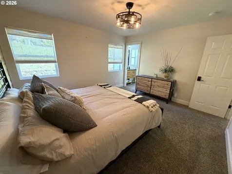 76705 Hazeldell Court Oakridge OR 97463