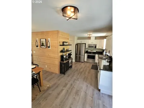 76705 Hazeldell Court Oakridge OR 97463