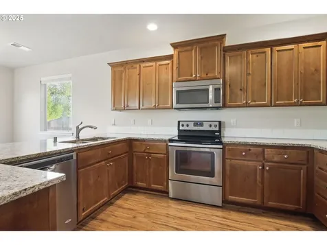 3016 NE 75th Street Vancouver WA 98665