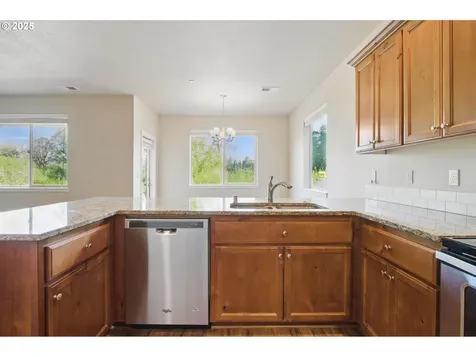 3016 NE 75th Street Vancouver WA 98665