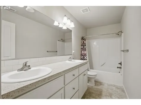 3016 NE 75th Street Vancouver WA 98665
