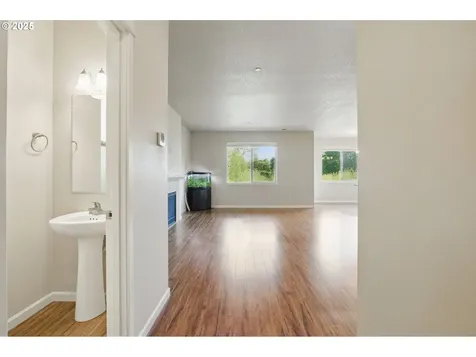 3016 NE 75th Street Vancouver WA 98665