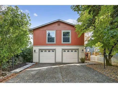 6722 6724 S Virginia Avenue Portland OR 97219