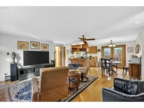 6722 6724 S Virginia Avenue Portland OR 97219