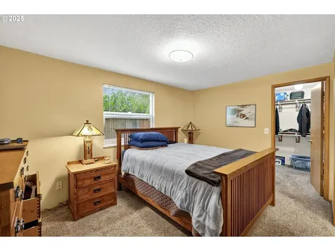 6722 6724 S Virginia Avenue Portland OR 97219