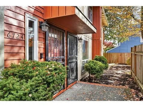 6722 6724 S Virginia Avenue Portland OR 97219