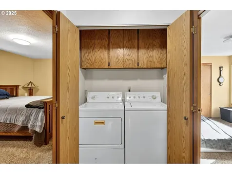 6722 6724 S Virginia Avenue Portland OR 97219
