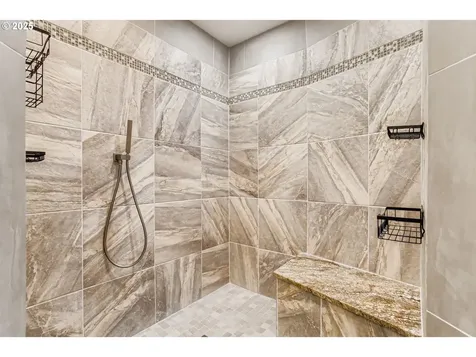 14555 NE Knott Court Portland OR 97230